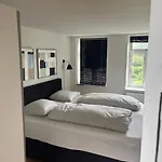 Charming Heritage Townhouse * Оденсе