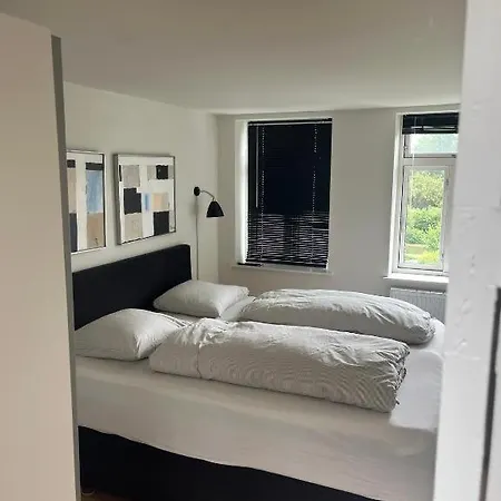 Charming Heritage Townhouse * אודנזה