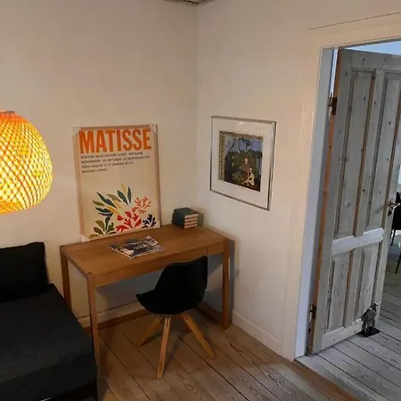 Charming Heritage Townhouse * אודנזה